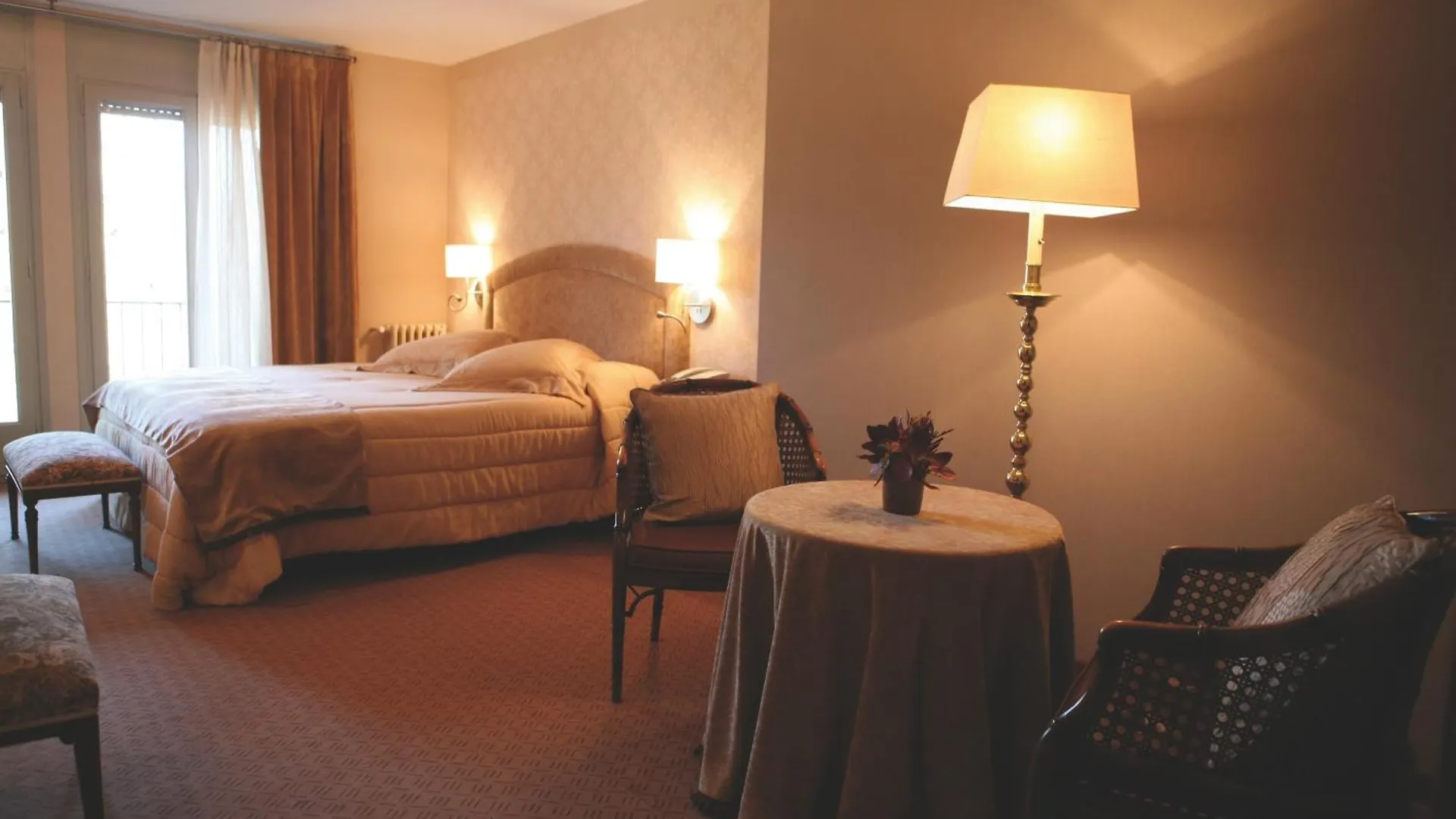 Country house Fonda Ca La Manyana Guest House Sant Julia de Vilatorta Spain
